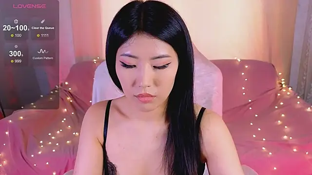 Wendy  Hills online show from January 17, 10:09 am