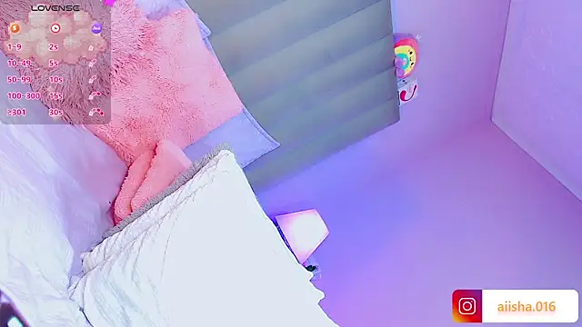 AiishaRose online show from April 29, 3:16 pm