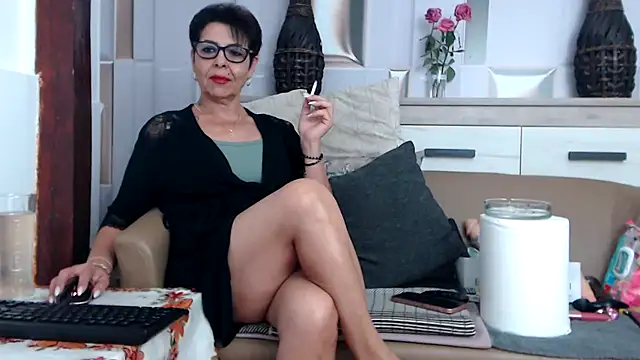 rosie69 online show from September 25, 7:17 pm