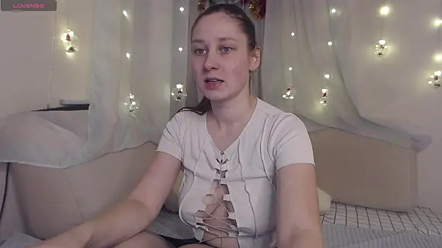 Snapshot of MollyBrams chatting on January 16, 12:53 pm MollyBrams online show from January 16, 12:53 pm