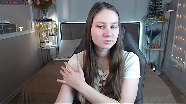 Snapshot of MollyBrams chatting on January 18, 5:10 am MollyBrams online show from January 18, 5:10 am