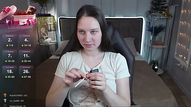 Snapshot of MollyBrams chatting on January 19, 8:07 am MollyBrams online show from January 19, 8:07 am