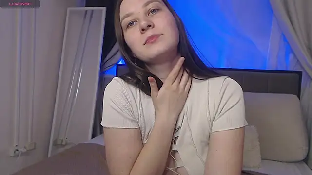 Snapshot of MollyBrams chatting on March 14, 12:54 am MollyBrams online show from March 14, 12:54 am