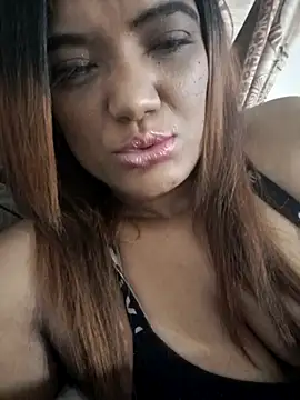 Snapshot of Indianpleasure300 chatting on November 24, 7:13 pm Indianpleasure300 online show from November 24, 7:13 pm