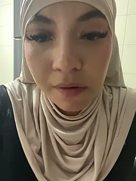 Snapshot of Sooffii_1 chatting on February 27, 5:56 am Sooffii 1 online show from February 27, 5:56 am