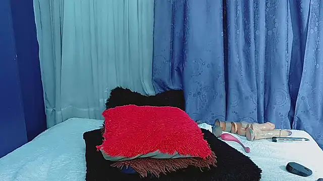 Snapshot of yesik_beltran chatting on March 7, 12:12 pm yesik beltran online show from March 7, 12:12 pm