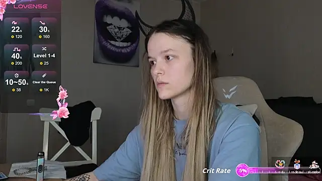 Snapshot of Nate__ chatting on November 3, 8:15 am Nate online show from November 3, 8:15 am