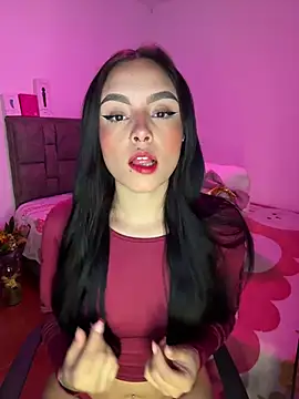 Snapshot of salome_polaniiee chatting on June 21, 5:43 am salome polaniiee online show from June 21, 5:43 am