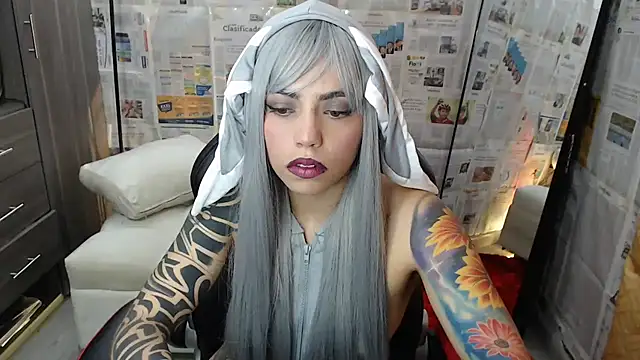 Snapshot of i_am_nina_ chatting on March 18, 10:58 pm i am nina online show from March 18, 10:58 pm