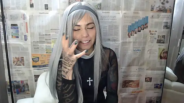 Snapshot of i_am_nina_ chatting on March 20, 7:25 am i am nina online show from March 20, 7:25 am