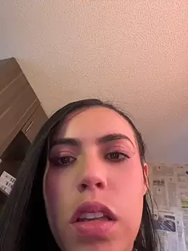 i am nina  online show from May 7, 8:03 pm