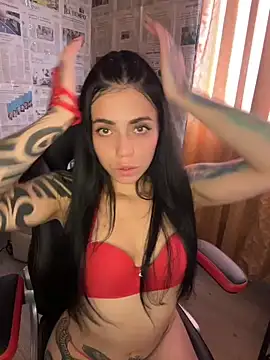 i am nina  online show from June 30, 8:10 pm