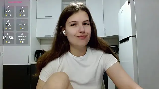 Snapshot of SayMeow_ chatting on May 12, 8:39 pm SayMeow online show from May 12, 8:39 pm