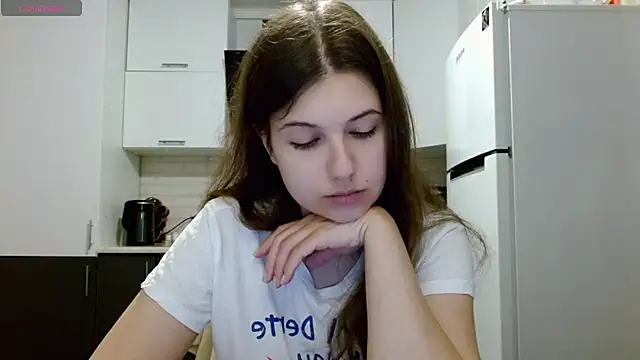 Snapshot of SayMeow_ chatting on June 5, 1:23 am SayMeow online show from June 5, 1:23 am