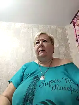 Snapshot of EffectFiona chatting on January 23, 11:05 pm EffectFiona online show from January 23, 11:05 pm