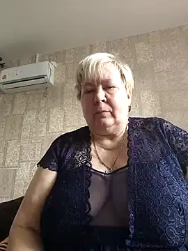 Snapshot of EffectFiona chatting on February 28, 11:36 am EffectFiona online show from February 28, 11:36 am