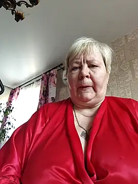 Snapshot of EffectFiona chatting on March 2, 11:50 am EffectFiona online show from March 2, 11:50 am