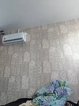 Snapshot of EffectFiona chatting on March 8, 11:48 am EffectFiona online show from March 8, 11:48 am