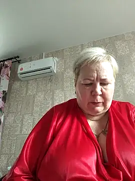 Snapshot of EffectFiona chatting on March 16, 4:41 am EffectFiona online show from March 16, 4:41 am