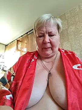 Snapshot of EffectFiona chatting on September 16, 2:23 am EffectFiona online show from September 16, 2:23 am