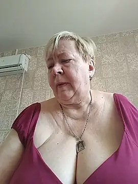 EffectFiona online show from March 13, 3:46 am