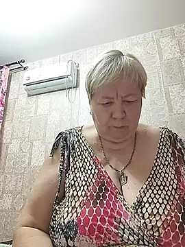 EffectFiona online show from March 17, 11:52 pm