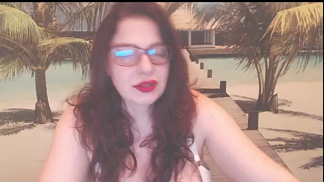 Snapshot of Queen__Natasha chatting on February 28, 10:44 pm Queen Natasha online show from February 28, 10:44 pm