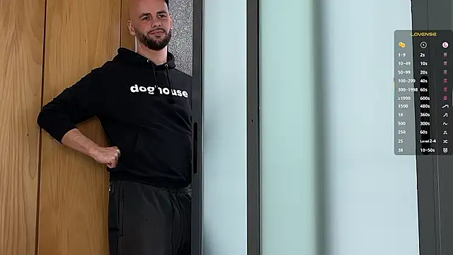 Snapshot of tim_beard chatting on March 14, 5:07 pm tim beard online show from March 14, 5:07 pm