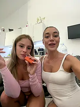 BritneyDimond online show from November 8, 11:47 pm