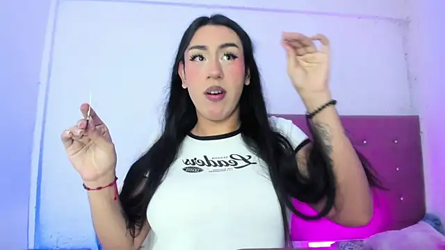 Snapshot of OSORIOMAFE chatting on December 1, 12:21 pm OSORIOMAFE online show from December 1, 12:21 pm