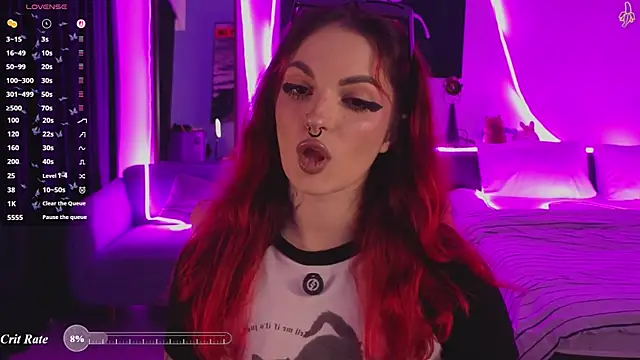 Snapshot of BratzieDarsie chatting on July 9, 3:27 pm BratzieDarsie online show from July 9, 3:27 pm