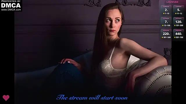 Snapshot of Kate001 chatting on December 3, 6:43 am Kate001 online show from December 3, 6:43 am