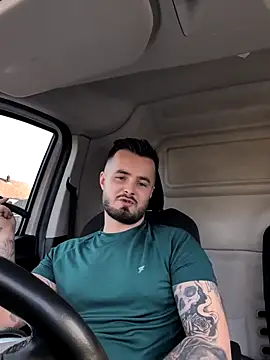 Snapshot of Brightspark22 chatting on March 2, 8:10 am Brightspark22 online show from March 2, 8:10 am