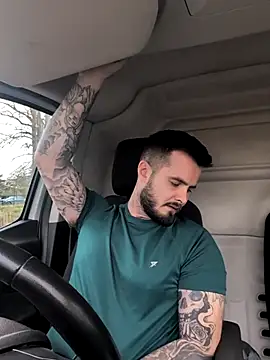 Snapshot of Brightspark22 chatting on March 12, 10:21 am Brightspark22 online show from March 12, 10:21 am