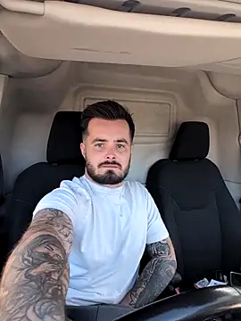 Snapshot of Brightspark22 chatting on April 7, 7:42 am Brightspark22 online show from April 7, 7:42 am