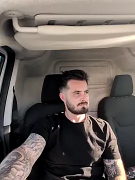 Snapshot of Brightspark22 chatting on April 8, 7:41 am Brightspark22 online show from April 8, 7:41 am