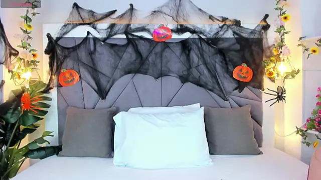 KiarhaTrixie online show from October 26, 3:12 am