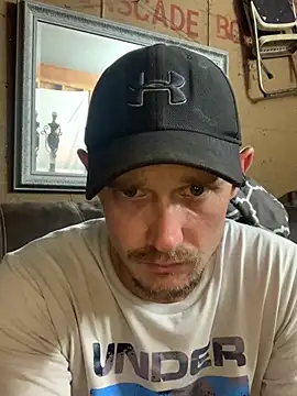 Midwestalpha online show from June 17, 4:52 pm