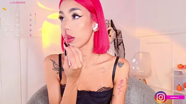 Mely-taylor online show from October 28, 9:06 pm