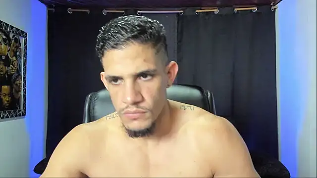 jhonnysnow17 online show from March 12, 5:52 pm