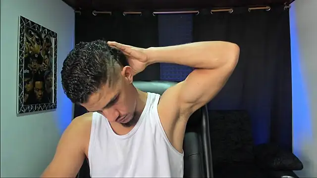 jhonnysnow17 online show from March 16, 3:16 pm