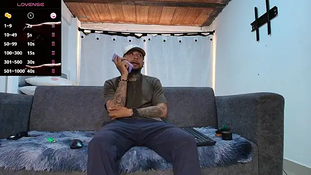 doglass costa online show from November 18, 8:02 pm