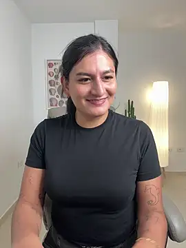 ari artis online show from February 10, 7:40 pm