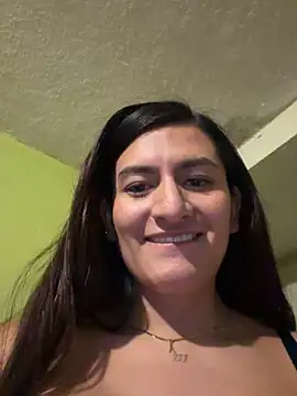 Snapshot of ari_artis chatting on June 14, 3:08 am ari artis online show from June 14, 3:08 am