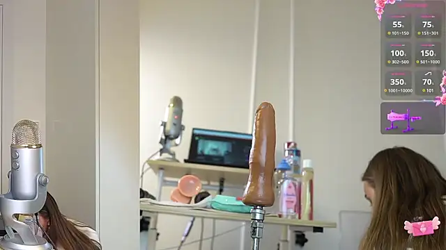 Snapshot of Miss69Ri99 chatting on January 12, 7:21 pm Miss69Ri99 online show from January 12, 7:21 pm