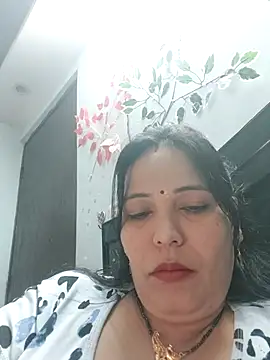 Poojabhabi101 online show from November 14, 5:39 am