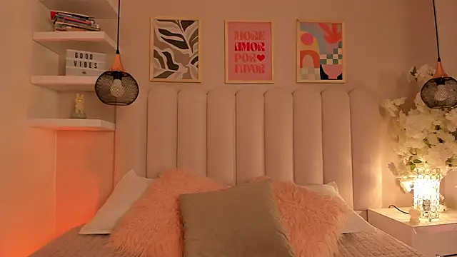 cute  cherry  online show from December 22, 8:17 pm