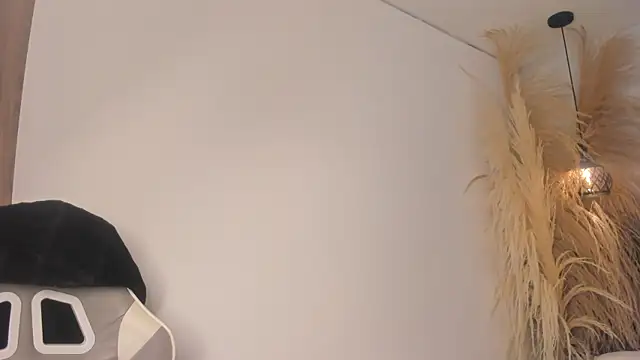 Snapshot of cute__cherry_ chatting on June 23, 7:56 pm cute cherry online show from June 23, 7:56 pm
