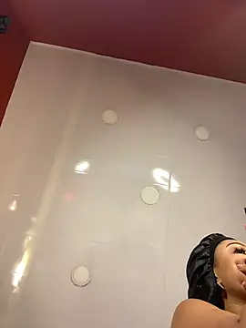 Aluna sweet online show from October 16, 7:04 pm