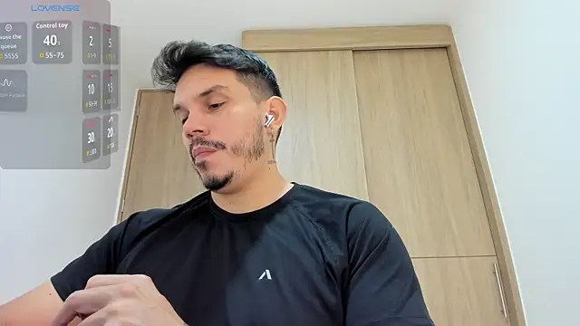 alejandro stark online show from October 28, 3:58 pm